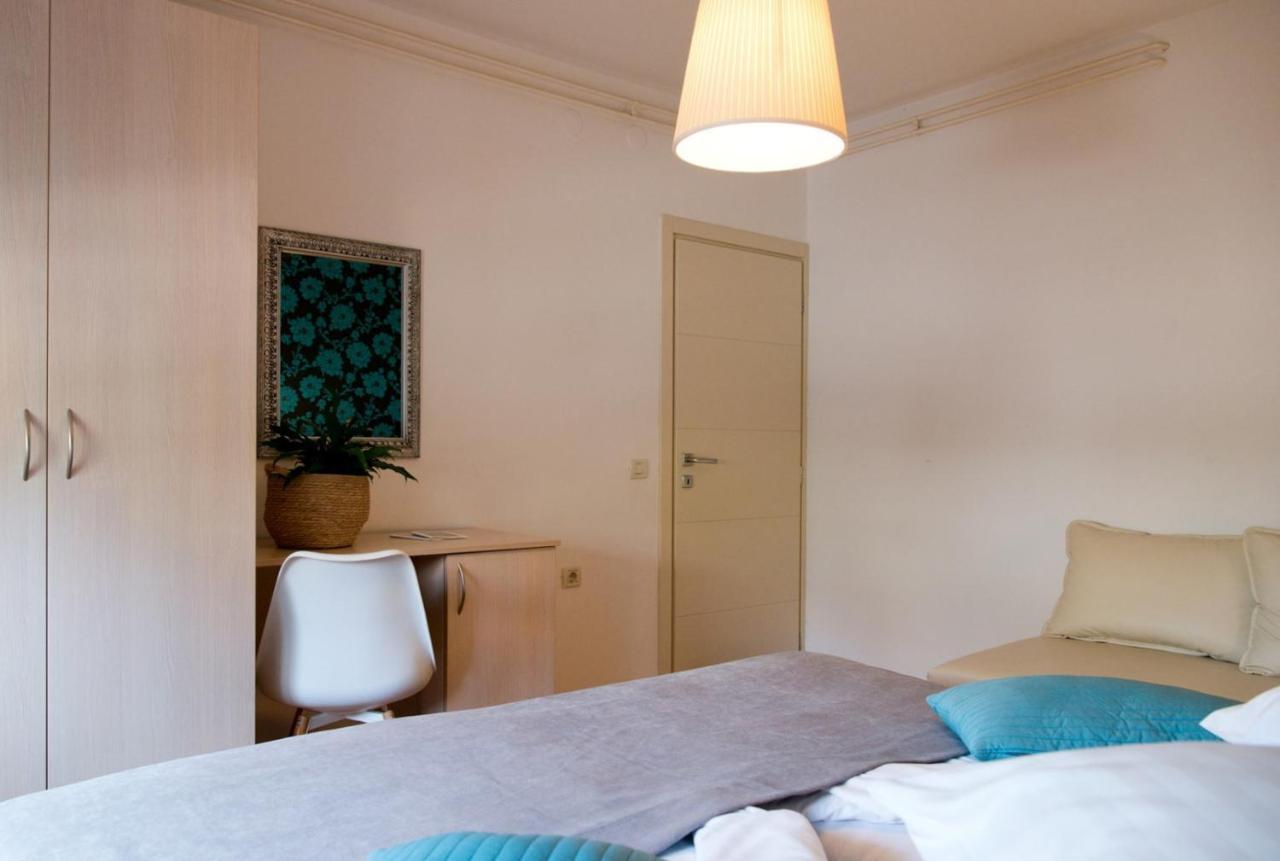 Apartments Sandra ポレッチ エクステリア 写真