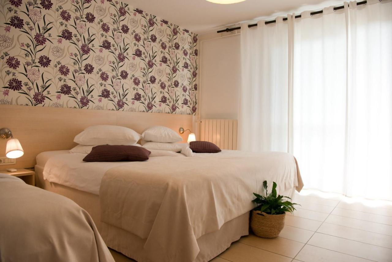 Apartments Sandra ポレッチ エクステリア 写真