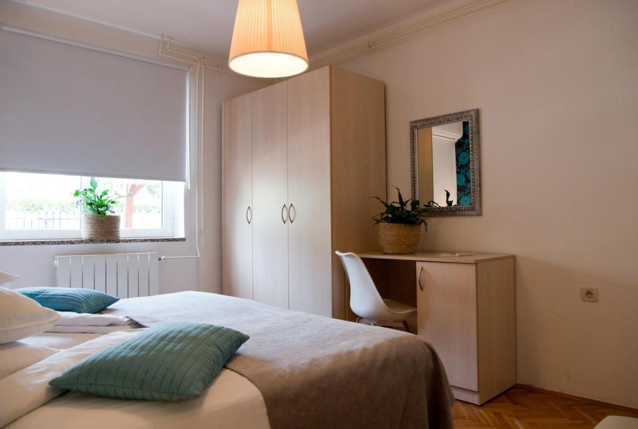 Apartments Sandra ポレッチ エクステリア 写真